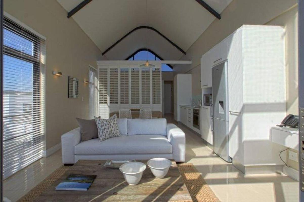 226 Eden On The Bay * Cape Town